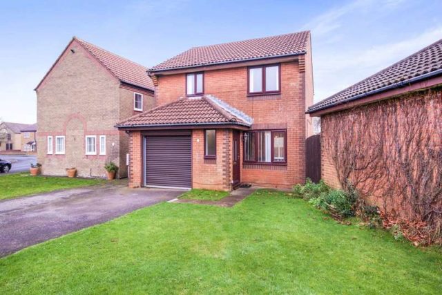  Image of 3 bedroom Detached house for sale in Laleston Close Nottage Porthcawl CF36 at Nottage Porthcawl Porthcawl, CF36 3HW